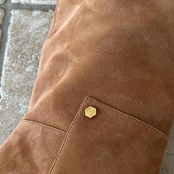 New COLE HAAN Suede Boots. Size 8.5. - Picture 6 of 11